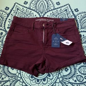 🦅 NWT AE High Rise Shortie Denim Shorts 🦅